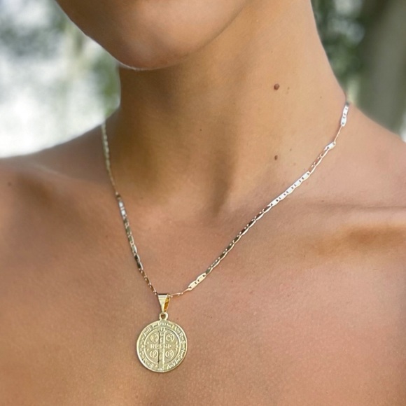 14k Gold Filled Saint Benedict Medallion Pendant - Picture 2 of 5